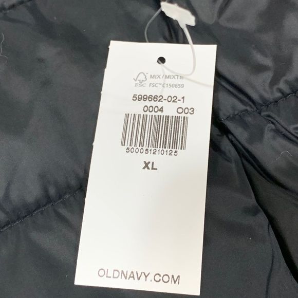 Old Navy Men’s Water-Resistant Puffer Jacket - Picture 3 of 5